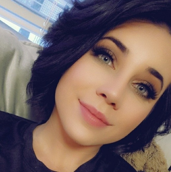 Meet your Posher, Haley - Picture 1 of 1